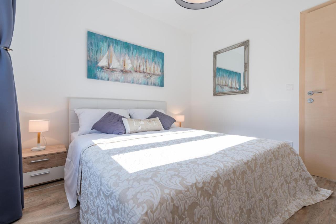 Apartments Helen Dubrovnik Bagian luar foto